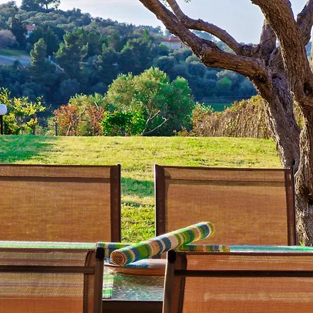 Elia Elegant Summer House *