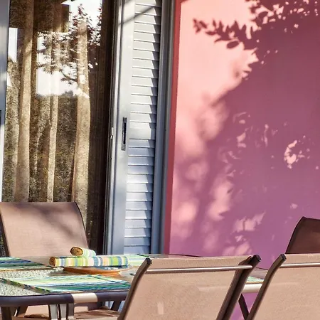Elia Elegant Summer House Посиди