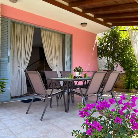 Elia Elegant Summer House Nyaraló